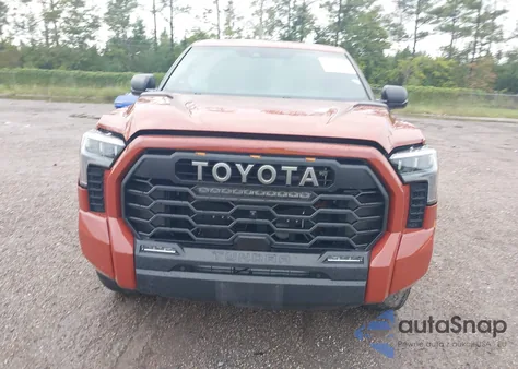 2024 Toyota Tundra Hybrid Trd Pro 4Wd z USA, uszkodzony, nr VIN 5TFPC5DB8RX054584